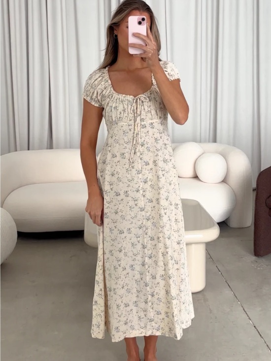 Worth Collective Dresses & Skirts - Floral Tie-Front Midi Dress in Cream